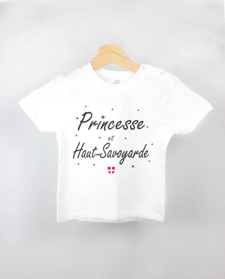 T shirt BEBE blanc Princesse Haut savoyarde 1