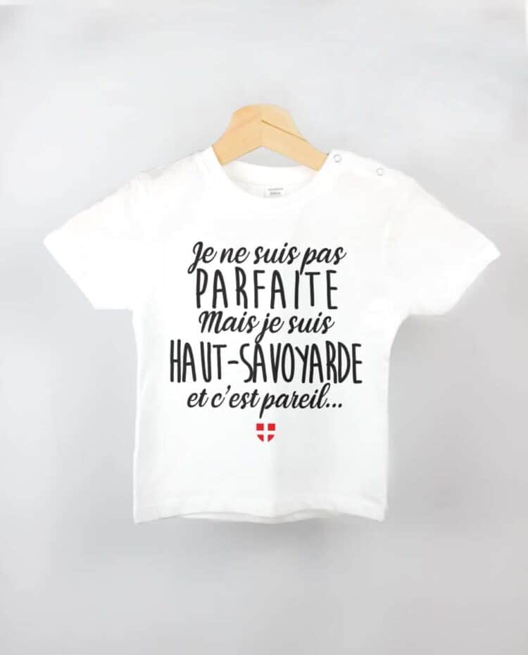 T shirt BEBE blanc parfaite haut savoyarde 1