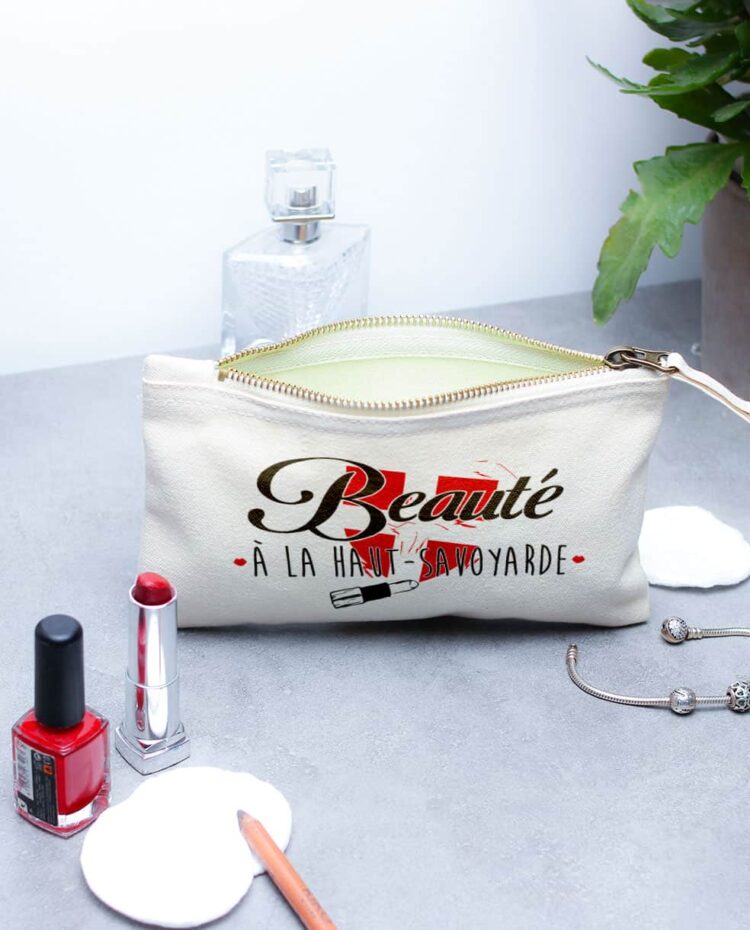 pochette femme savoie Beaute a la haut savoyarde