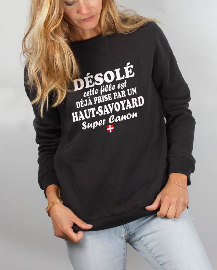 Pull sweat femme noir fille deja prise par un haut savoyard