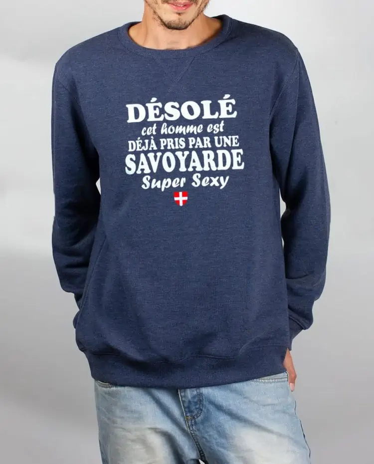 Pull sweat homme bleu deja pris par une savoyarde