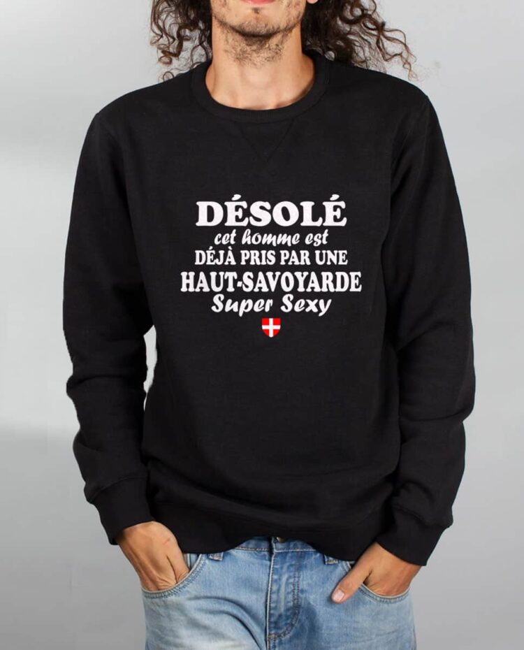 Pull sweat homme noir deja pris par une haut savoyarde 1