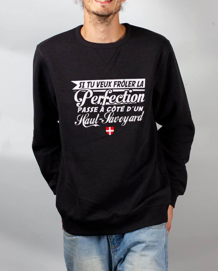 Pull sweat homme noir frole la perfection haut savoyard