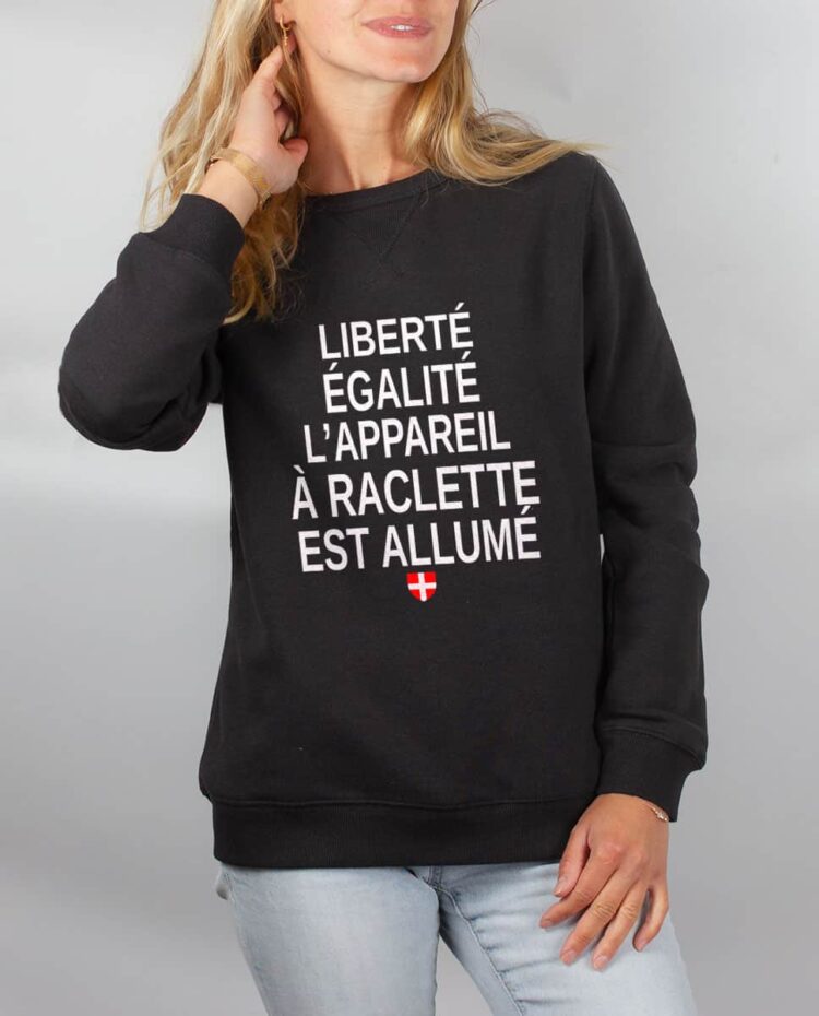 Pull sweat femme noir liberte egalite raclette