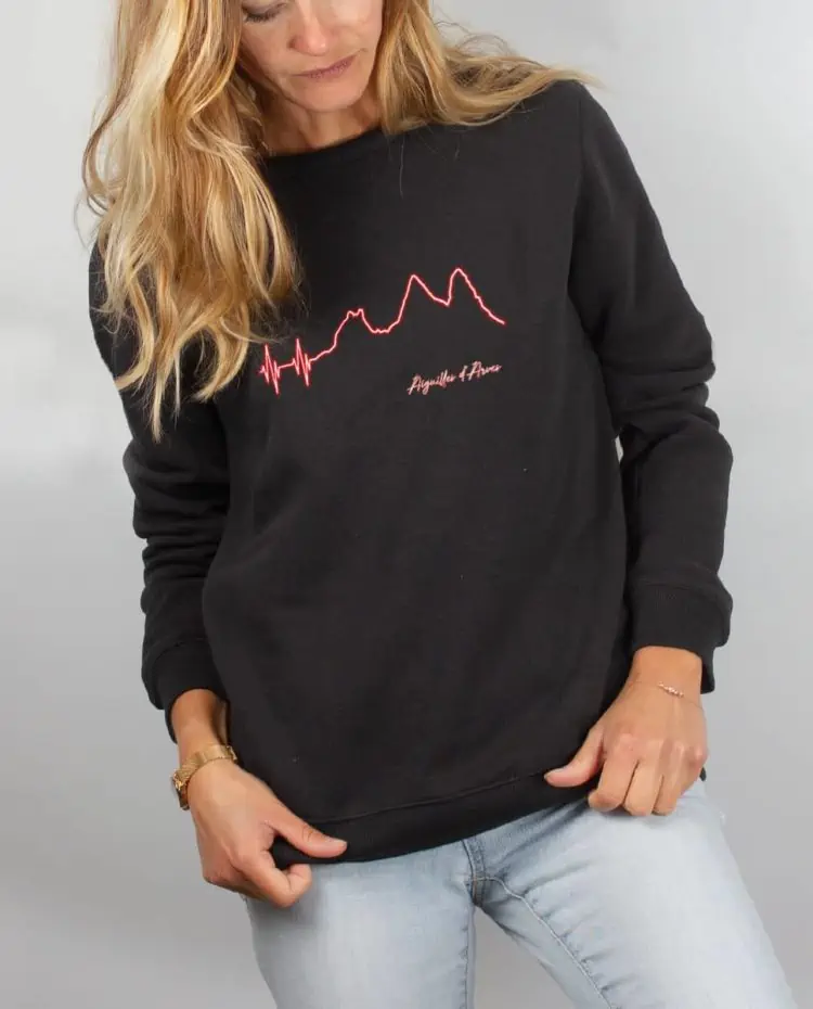 Pull sweat femme noir battements de coeur aiguilles d arves 1