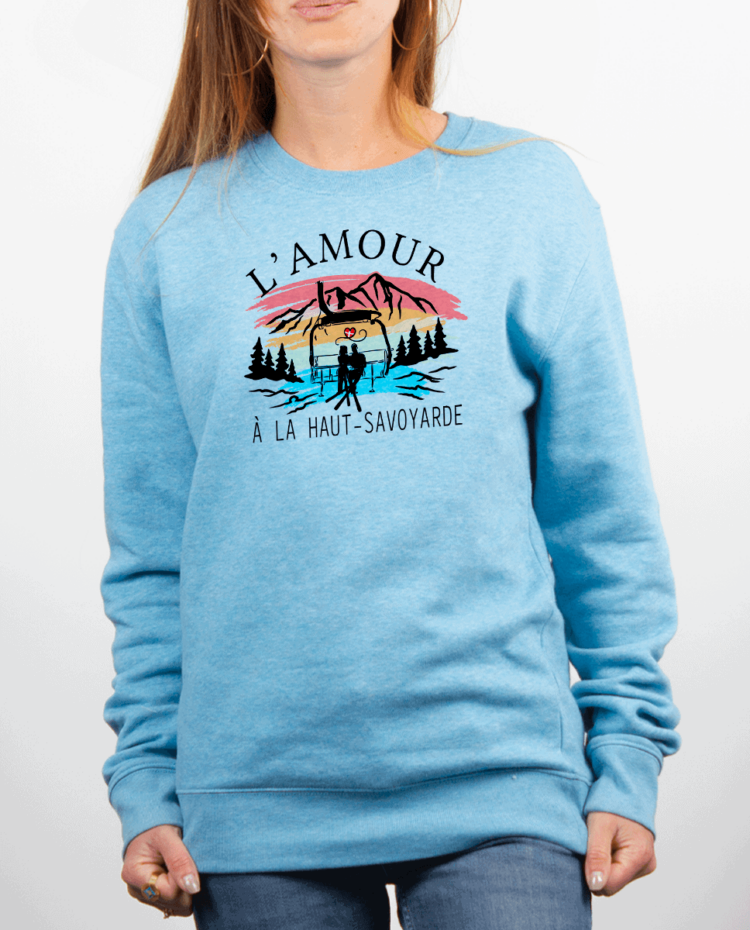 Pull Femme Bleu Ciel Amour a la haut savoyard