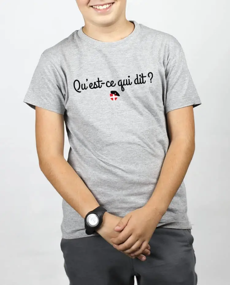 T SHIRT GARCON GRIS quest ce qui dit