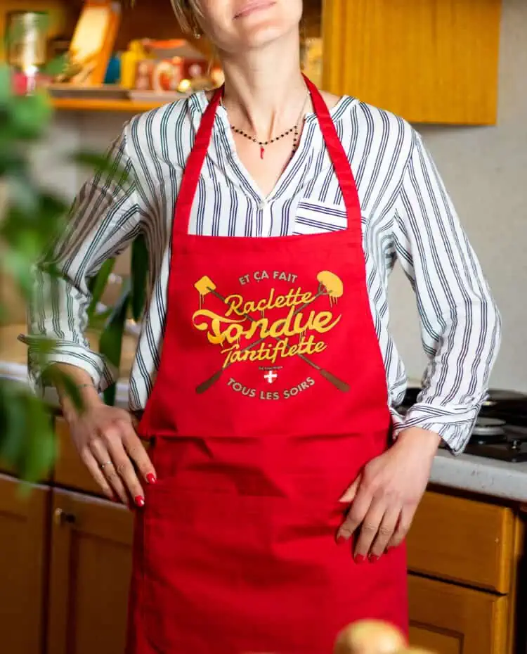 Tablier Femme Rouge Raclette fondue Tartiflette DJ matafan